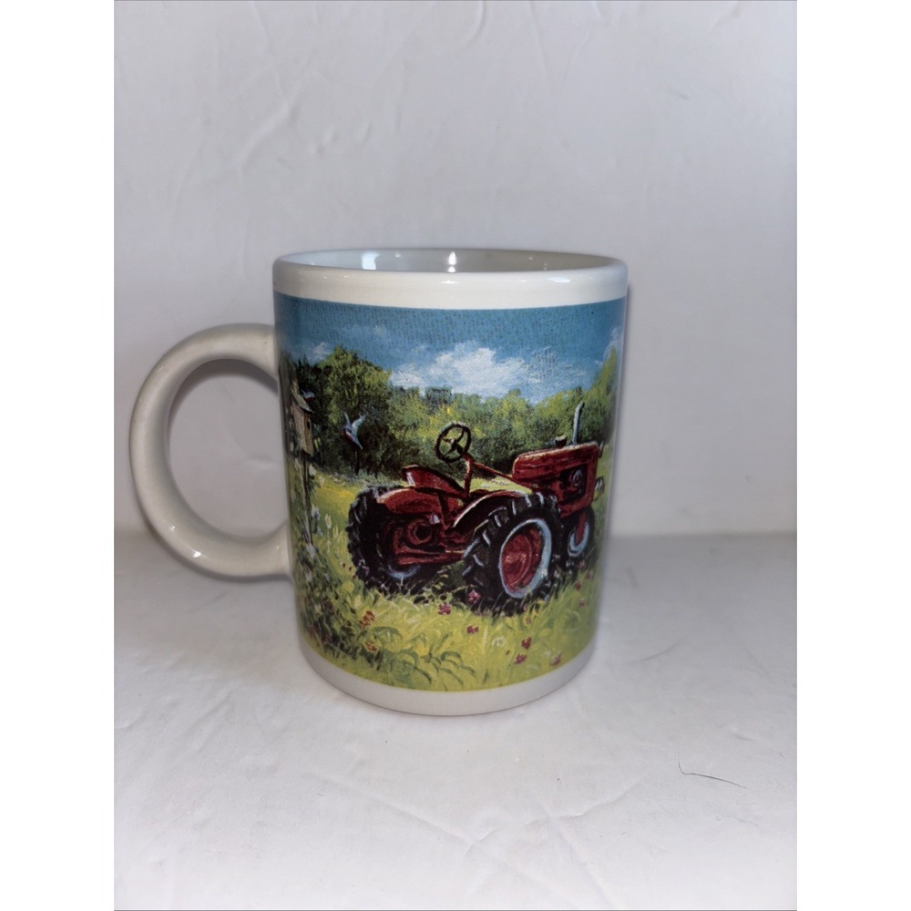 2004 Houston Harvest Chestnut Creek Farm Tractor Barn Cows‎ Ceramic Coffee Mug